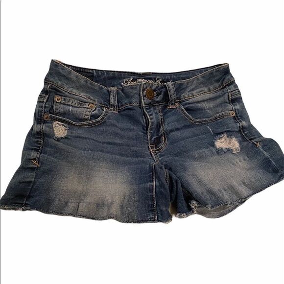 American Eagle Distressed Shorts Size 2 - Picture 1 of 10